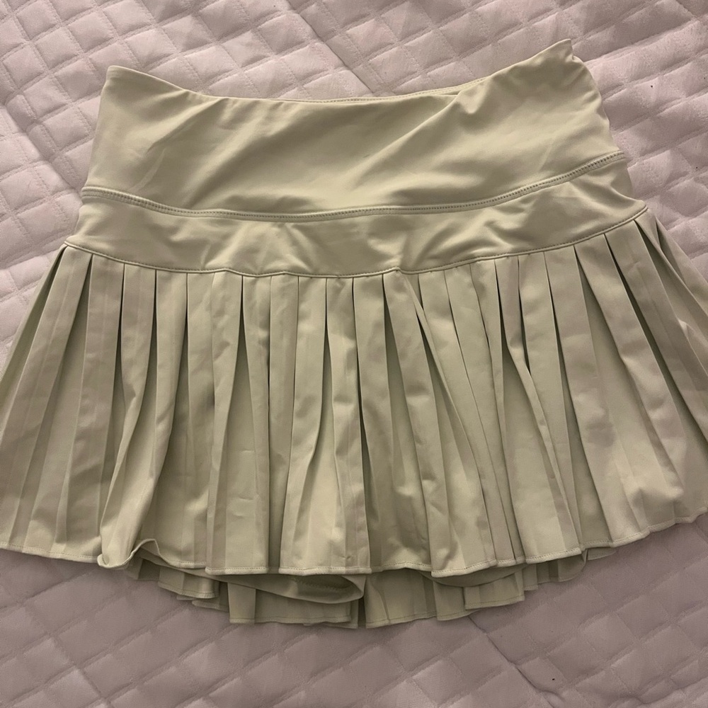 GOLDHINGE SKIRT